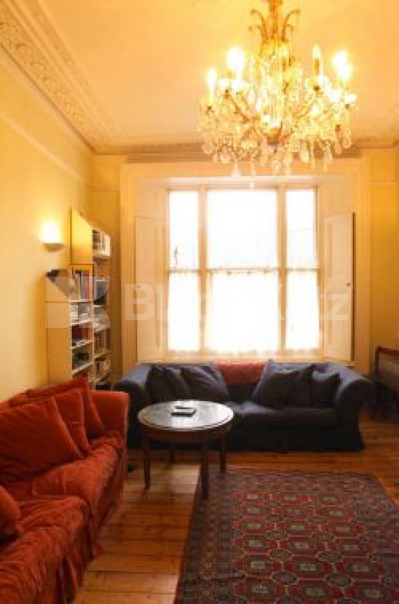 			3 Bedroom, 1 bath, 1 reception Ground Floor Flat			 Linden Gardens, NOTTING HILL W2 W2